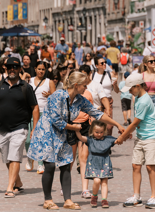 L’été en famille : fin de semaine dans le Vieux-Montréal